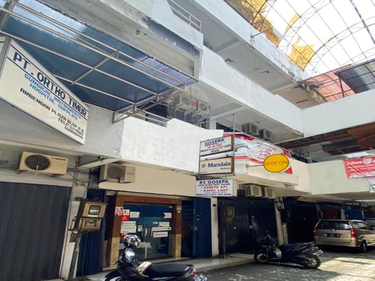 Spot On 90147 Gosepa Ambengan Plaza Surabaya Exterior foto